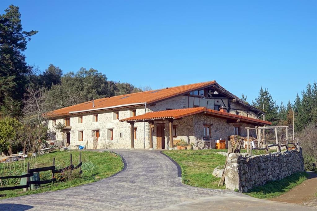 Belaustegi Turismo Rural Ispáster Екстериор снимка